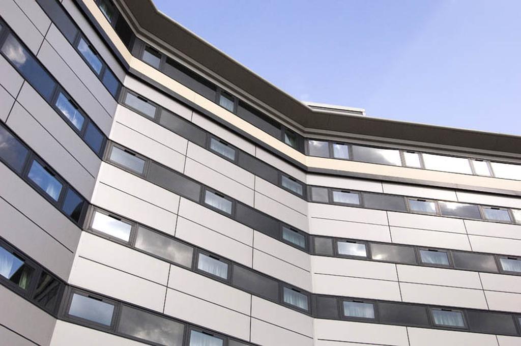 Premier Inn Manchester Airport Runger Lane North Hale  Zewnętrze zdjęcie